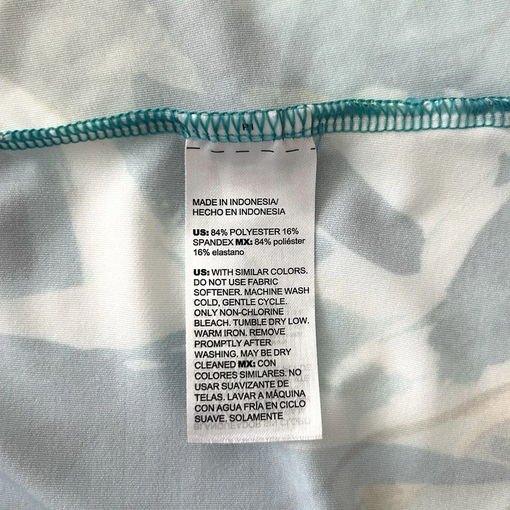Chico's Zenergy Women Large Blue Green Multi Long Sleeve UPF 50+ Size 2 Top NWOT - Picture 11 of 13